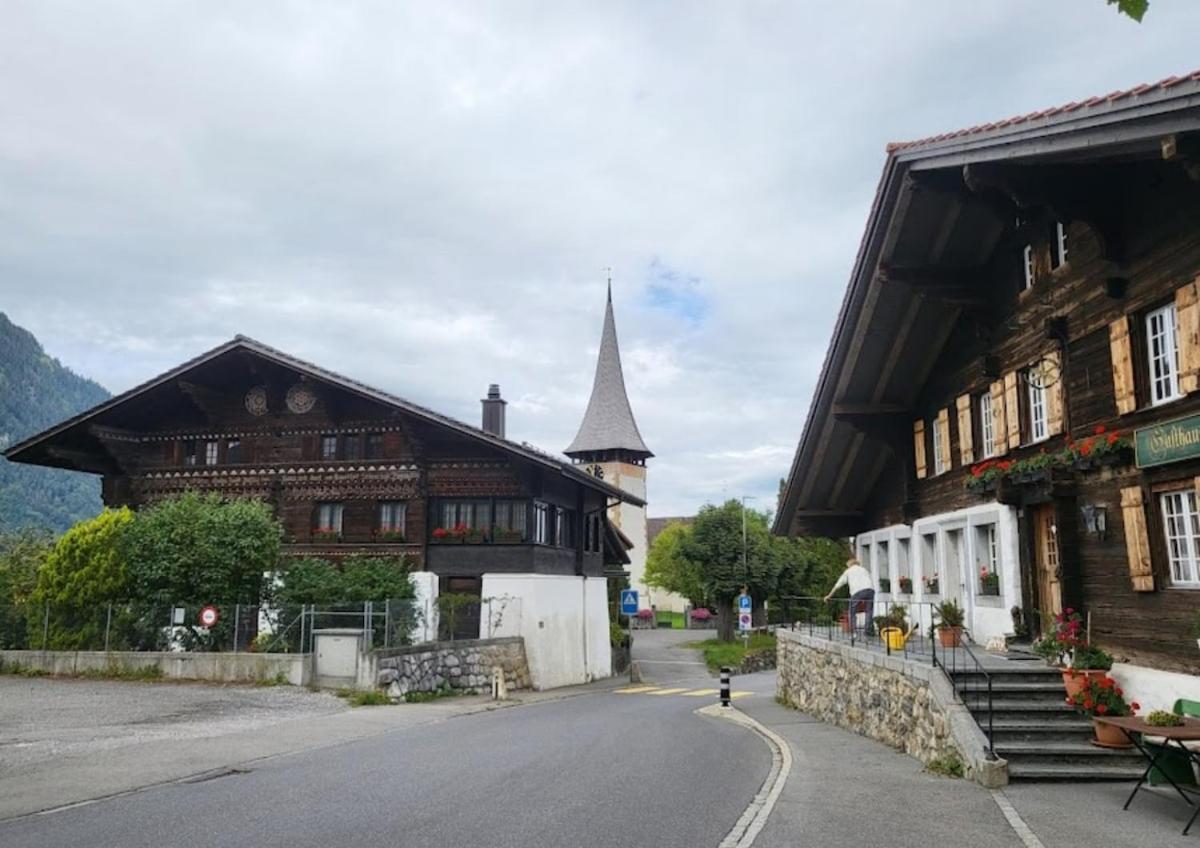 Unterkunft Mit Alpenblick Aeschi Bei Spiez Exterior photo