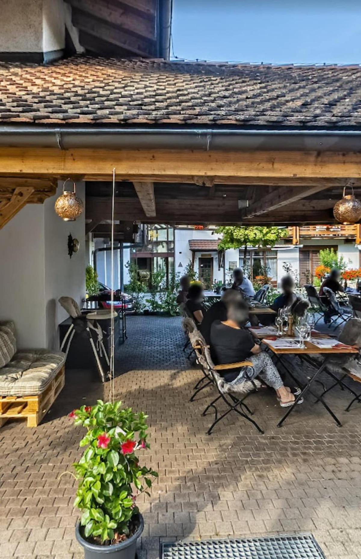 Unterkunft Mit Alpenblick Aeschi Bei Spiez Exterior photo