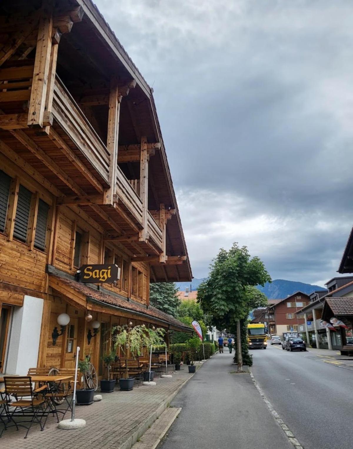 Unterkunft Mit Alpenblick Aeschi Bei Spiez Exterior photo