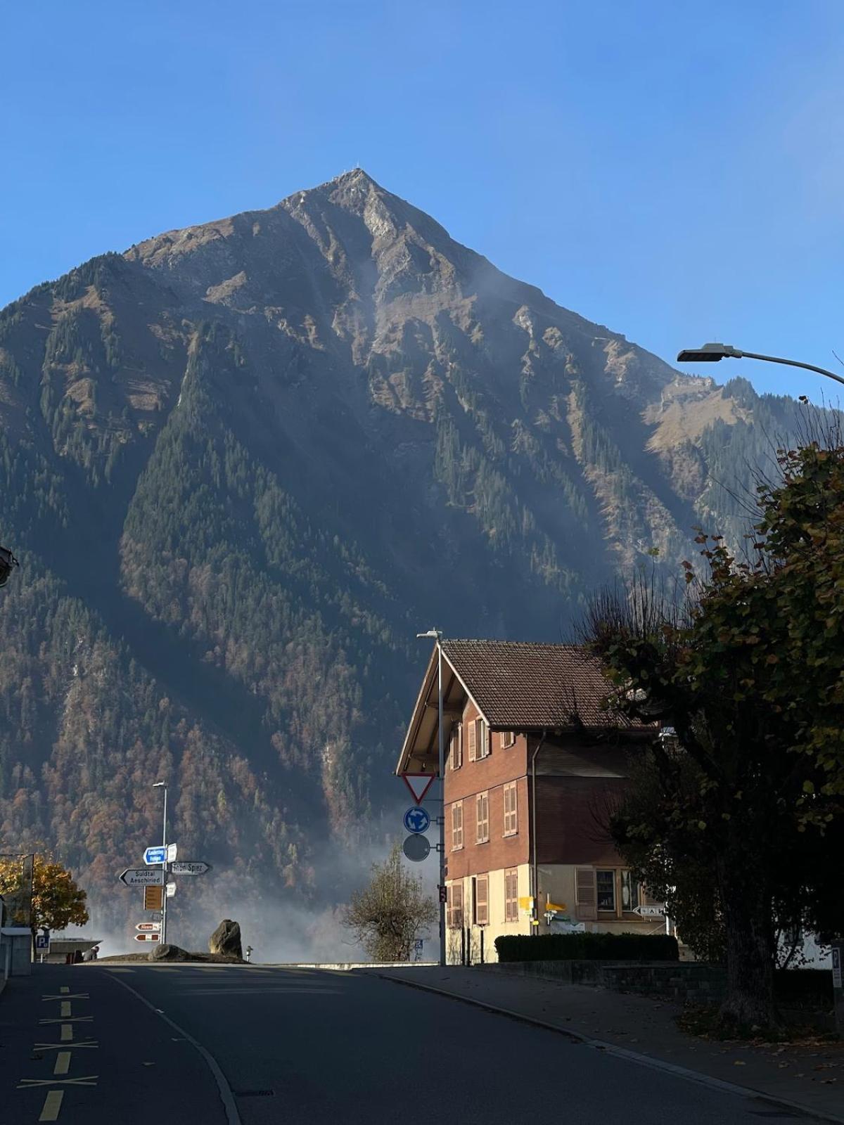 Unterkunft Mit Alpenblick Aeschi Bei Spiez Exterior photo